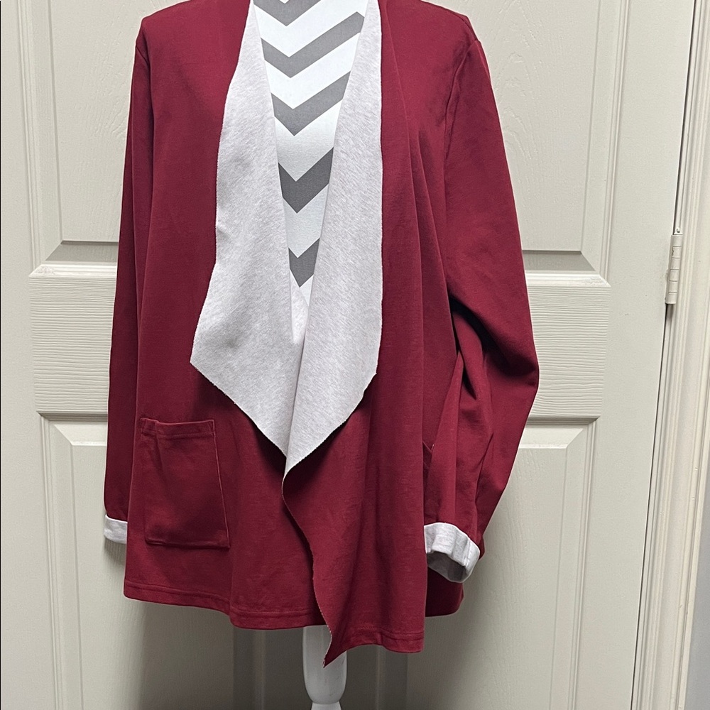 Elegant Deep Red and Ivory Open Cardigan